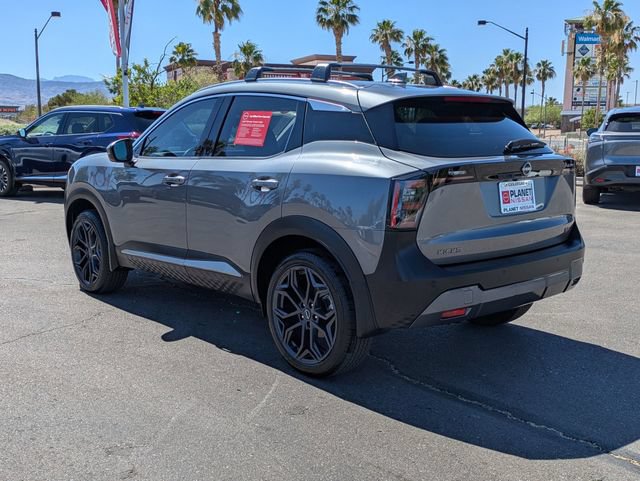 Certified 2025 Nissan Kicks SR FWD image 9