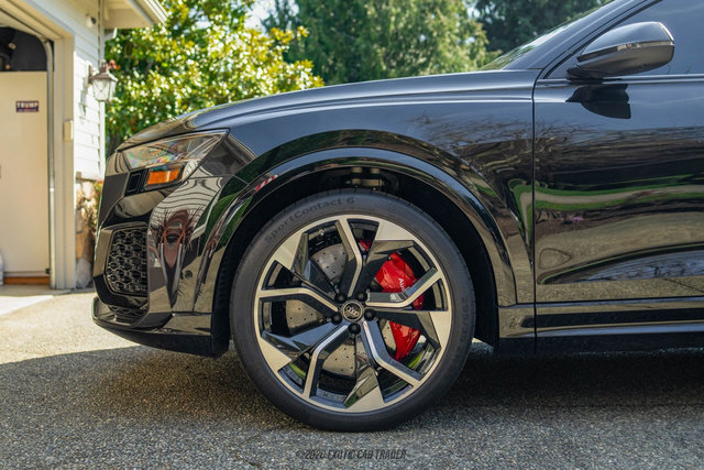 Used 2023 Audi RS Q8 AWD/4WD image 4