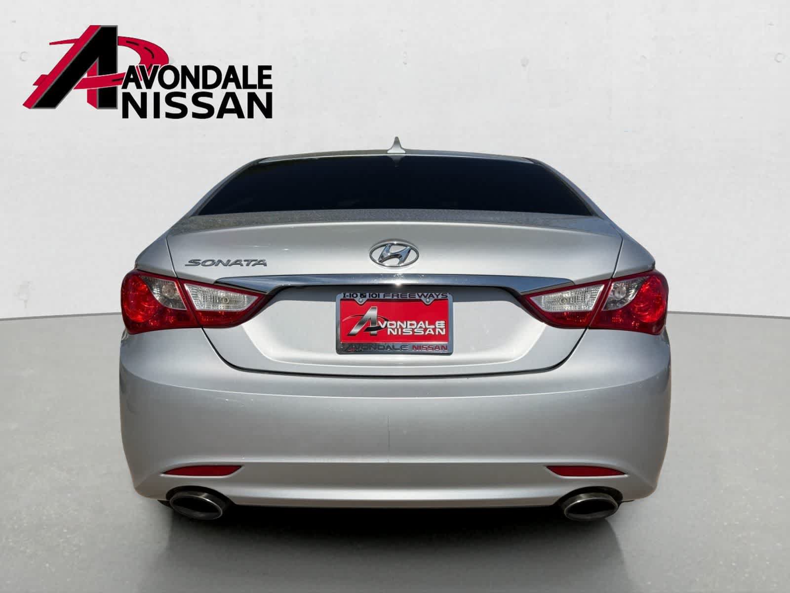 Used 2011 Hyundai Sonata SE FWD image 5