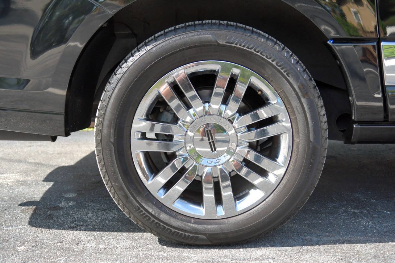 Used 2009 Lincoln Navigator L Base 4x2 4dr SUV image 39