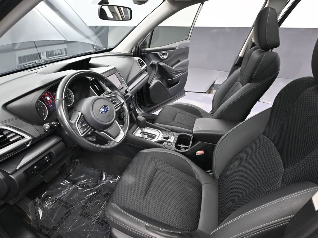 Used 2021 Subaru Forester Premium image 21
