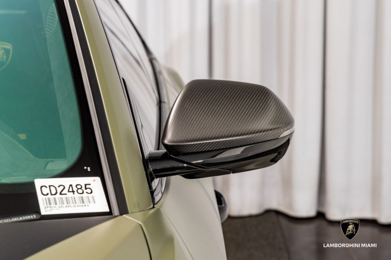 Used 2024 Lamborghini Urus Performante image 14