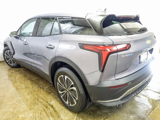 New 2026 Chevrolet Blazer EV LT image 7