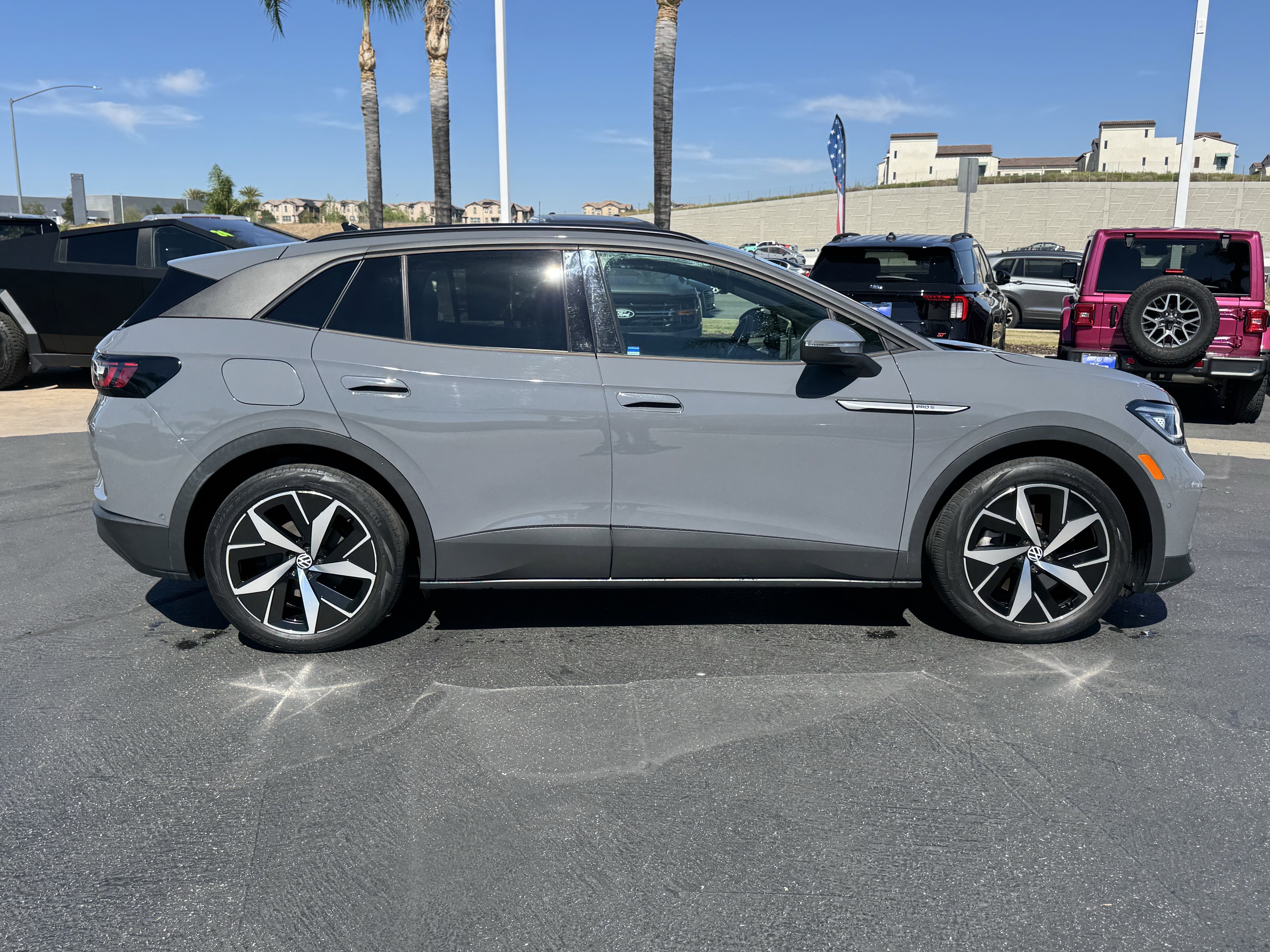 Used 2023 Volkswagen ID.4 Pro S image 11