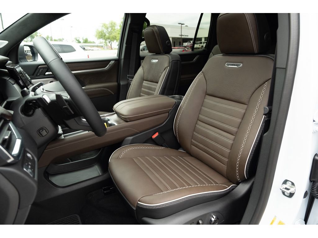 New 2026 GMC Acadia Denali Ultimate FWD image 12
