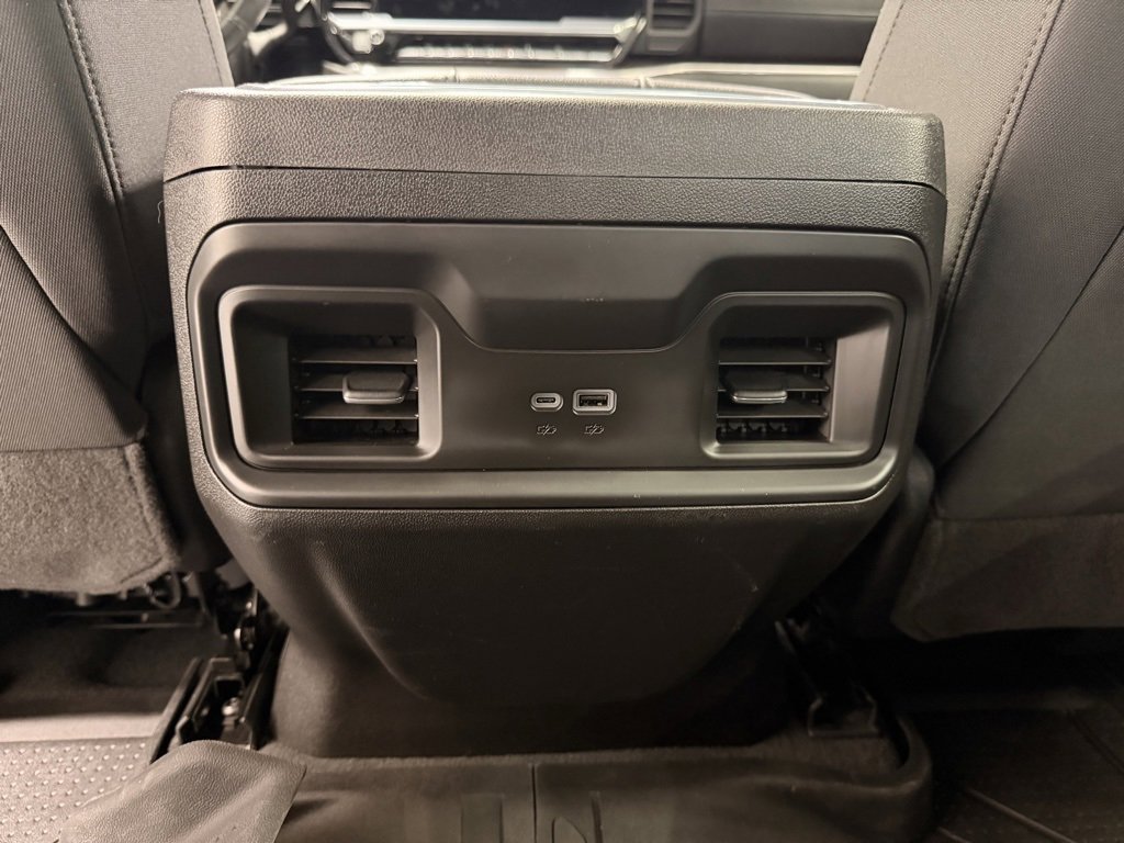 Used 2024 Chevrolet Silverado 2500 LT w/ Midnight Edition image 27