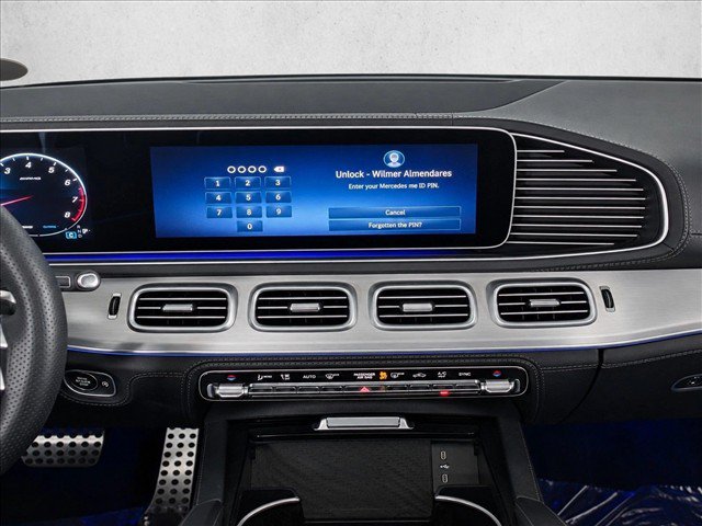 Used 2025 Mercedes-Benz GLE 53 AMG 4MATIC image 30