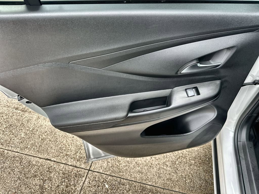 Used 2026 Buick Envista Avenir FWD image 15