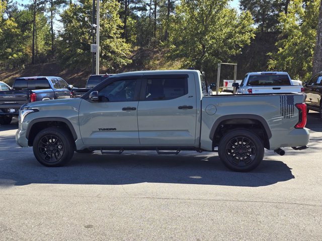 Used 2024 Toyota Tundra SR5 w/ SR5 Convenience Package AWD/4WD image 12