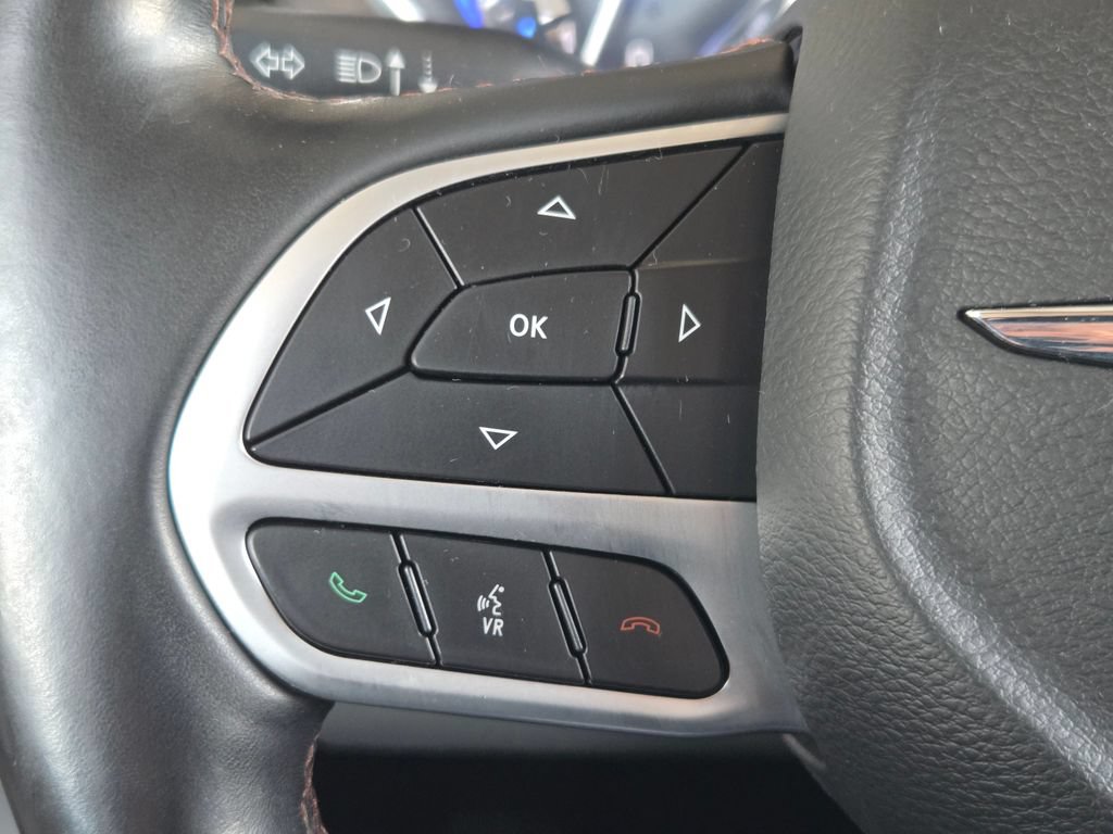 Certified 2018 Chrysler Pacifica Touring-L Plus FWD image 9