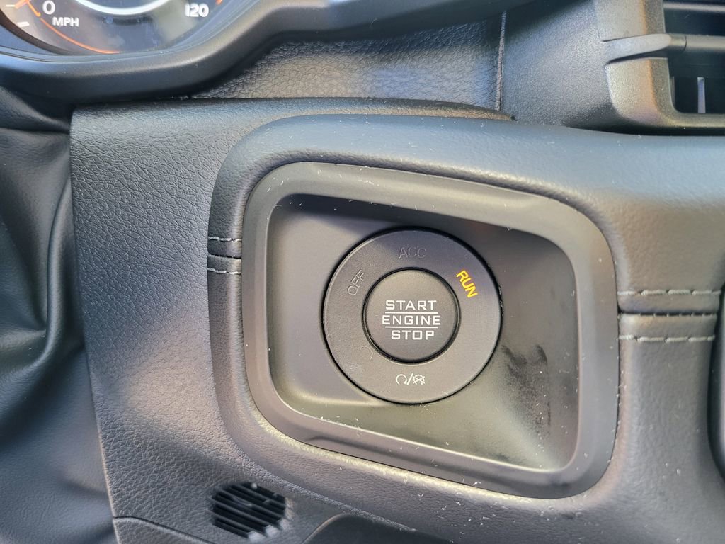 New 2025 Jeep Wrangler Unlimited Rubicon 392 image 31