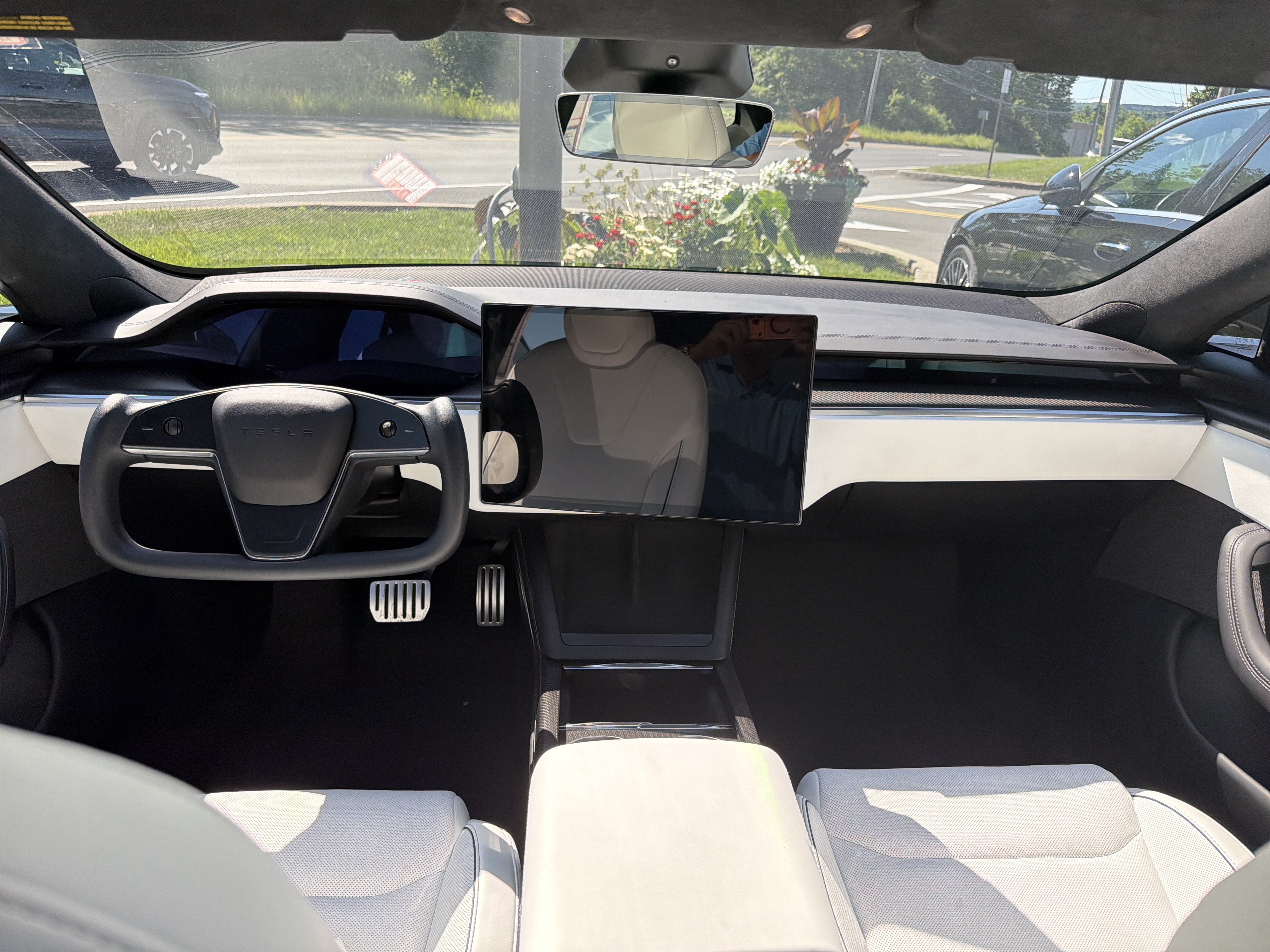 Used 2023 Tesla Model S Plaid AWD/4WD image 12