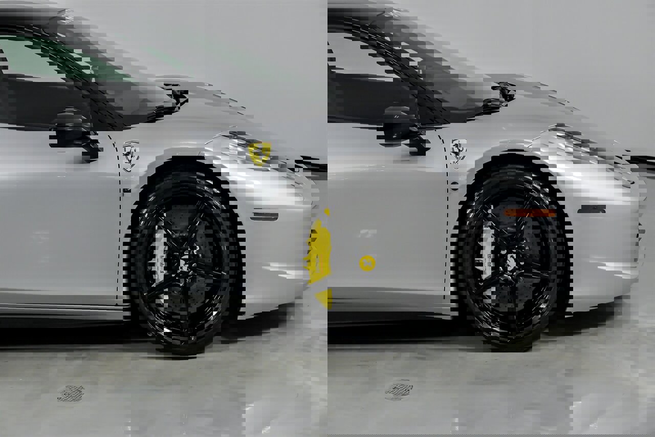 Used 2010 Ferrari 458 Italia image 15