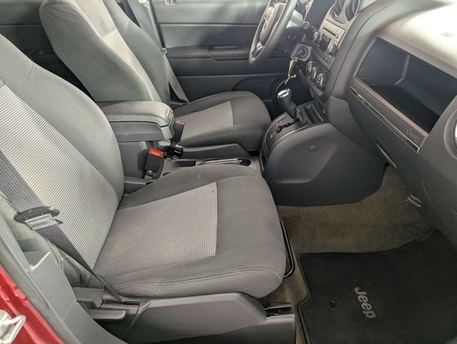 Used 2016 Jeep Patriot Sport w/ Power Value Group FWD image 26