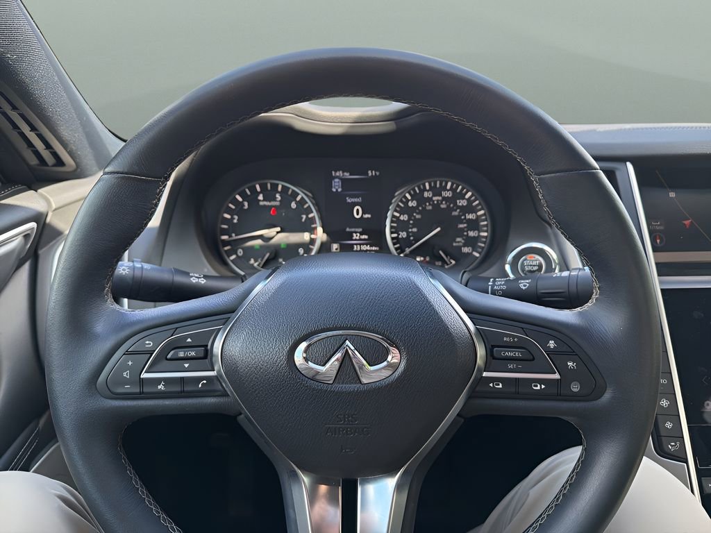 Used 2021 INFINITI Q60 3.0t Luxe w/ Essential Package image 18