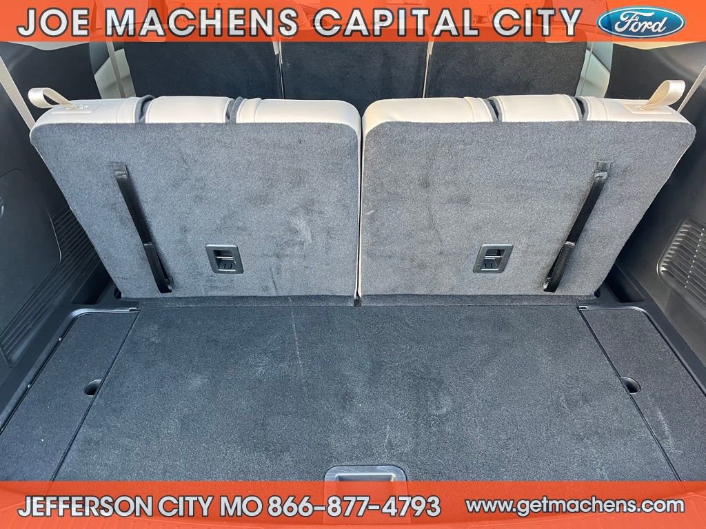 Certified 2023 Ford Explorer XLT w/ Equipment Group 202A image 10