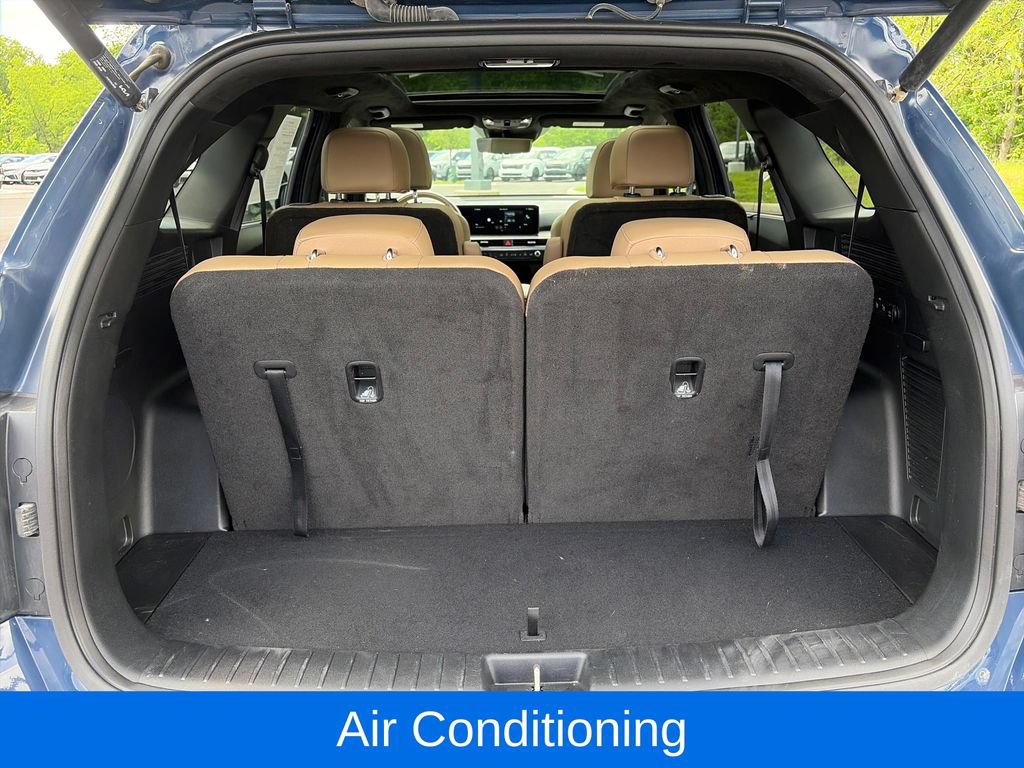 Used 2024 Kia Sorento SX Prestige w/ Olive Brown Leather Package AWD/4WD image 8