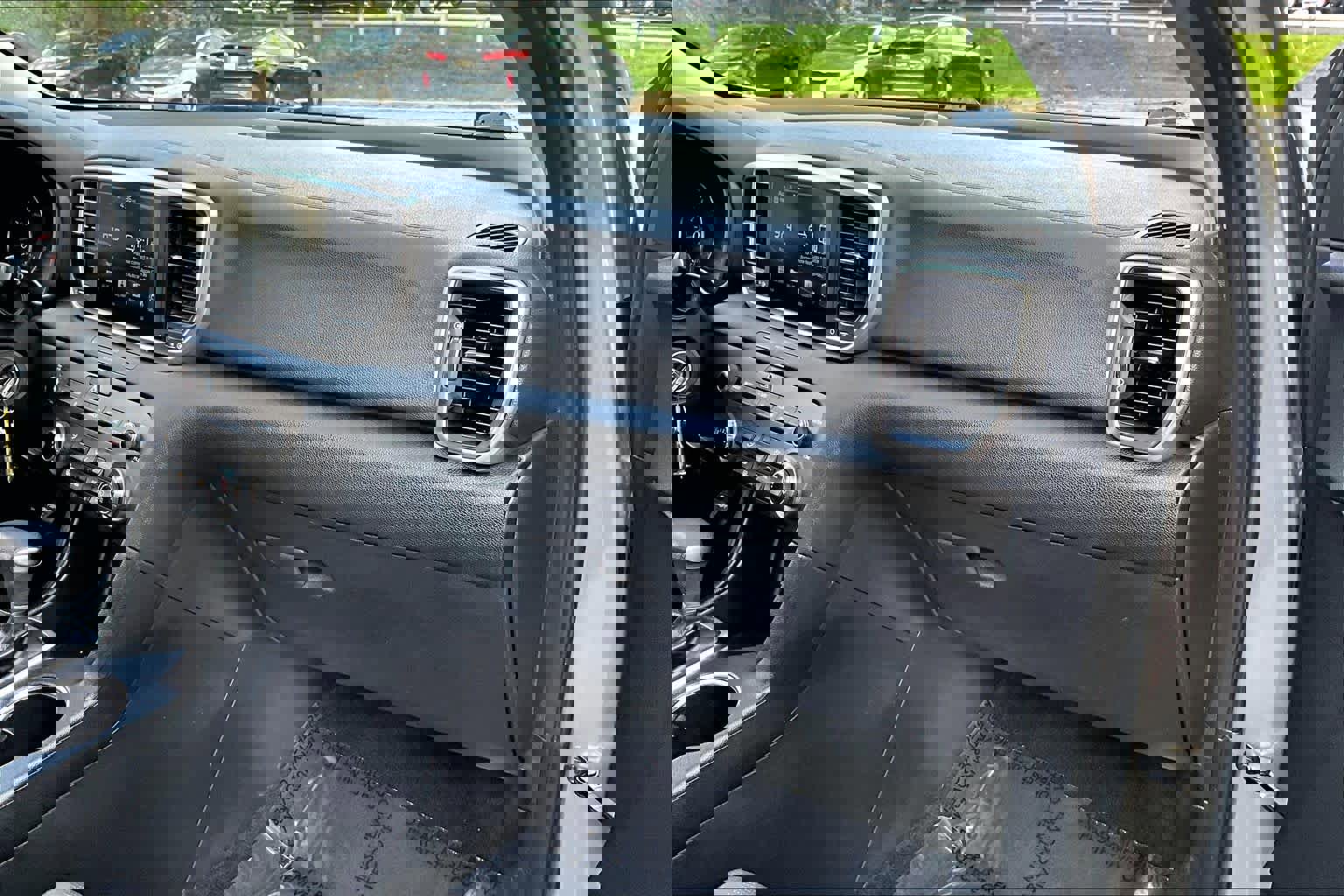 Used 2020 Kia Sportage LX image 18