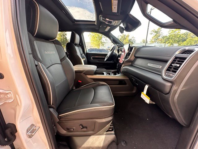 New 2026 RAM 2500 Laramie AWD/4WD image 27
