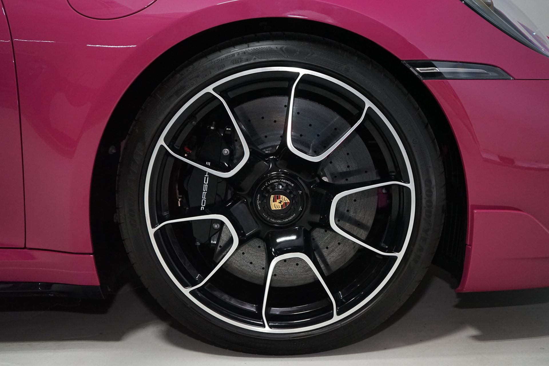 Used 2024 Porsche 911 Turbo S AWD/4WD image 32