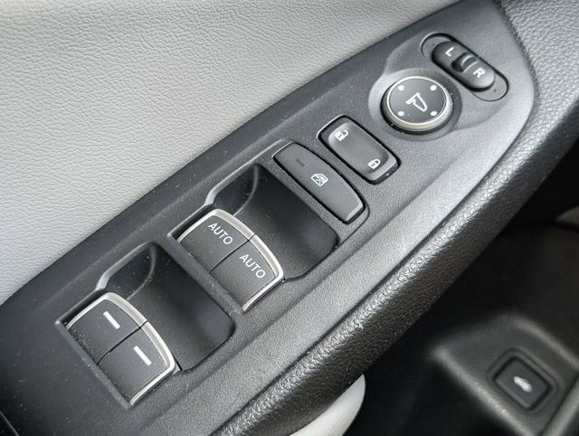 Used 2018 Honda Accord EX image 21