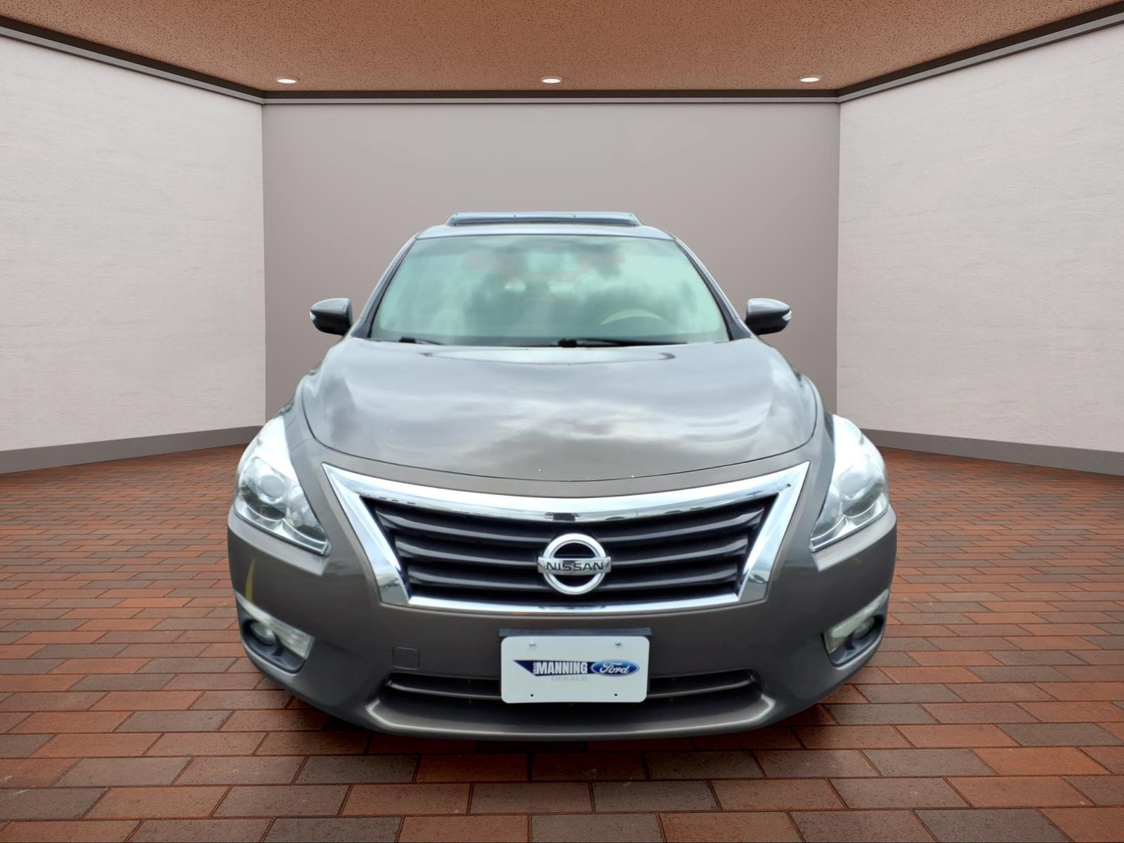 Used 2015 Nissan Altima 2.5 SV w/ Convenience Package FWD image 3