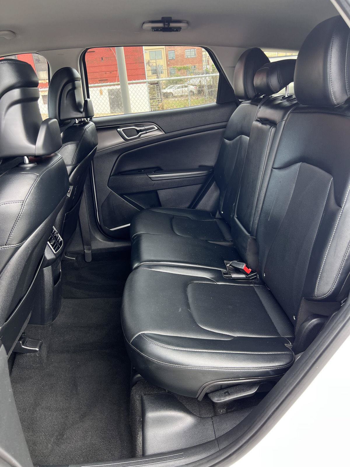 Used 2023 Kia Sportage EX FWD image 31