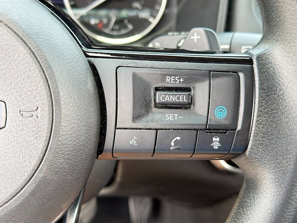 Used 2021 Nissan Rogue SV FWD image 18