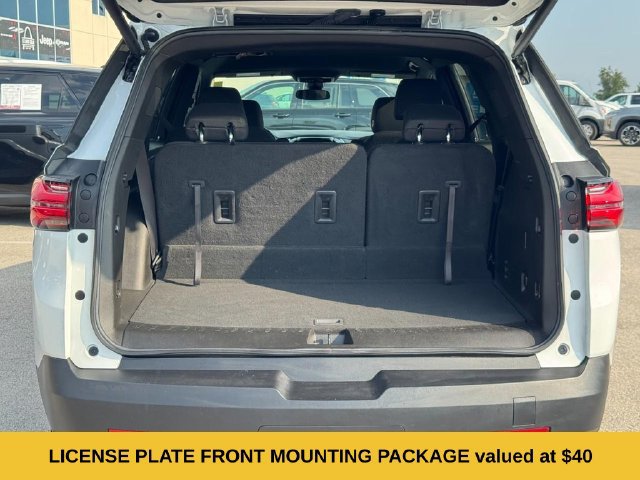 Used 2023 Chevrolet Traverse LT AWD/4WD image 5
