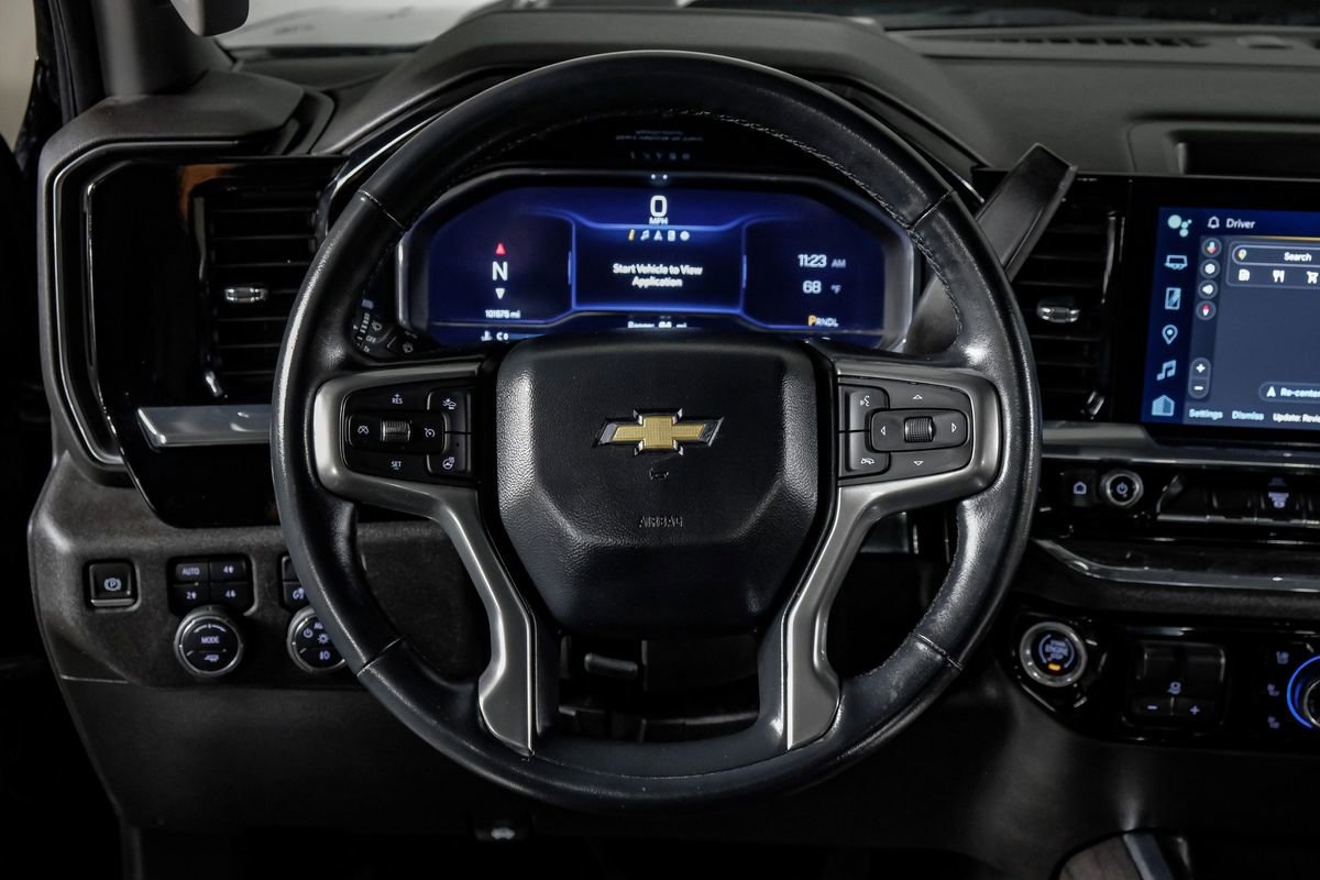 Used 2024 Chevrolet Silverado 3500 LTZ w/ LTZ Convenience Package image 17