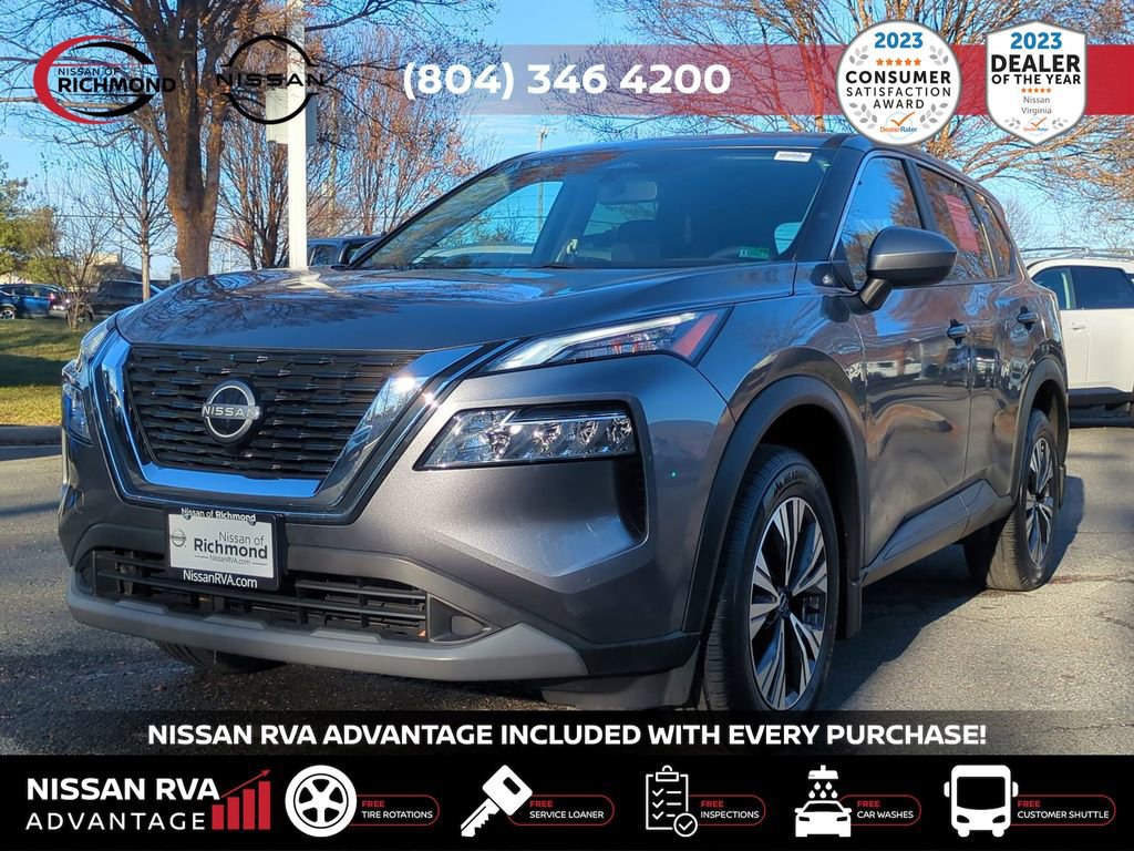 Used 2023 Nissan Rogue SV image 2