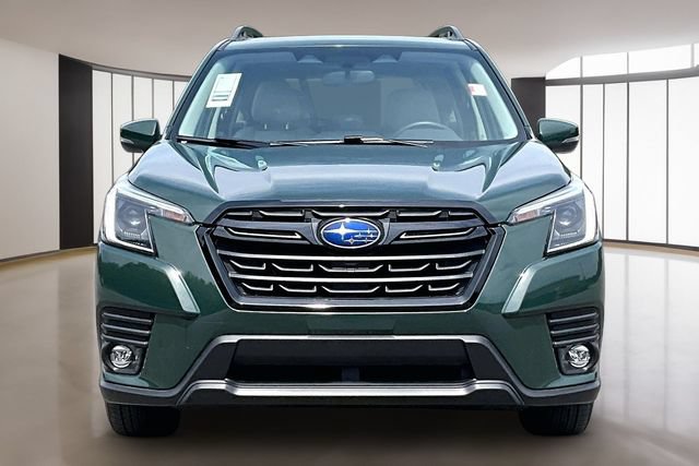 Used 2024 Subaru Forester Limited AWD/4WD image 2