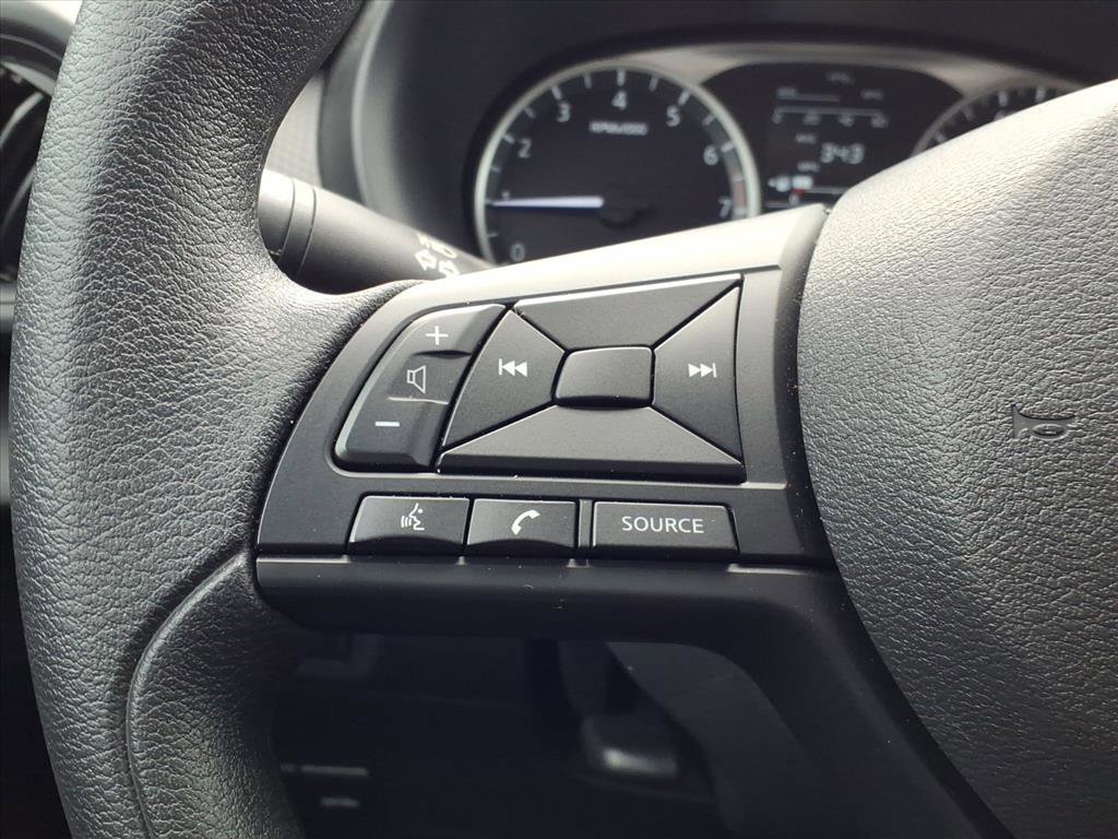 Used 2024 Nissan Kicks S image 16