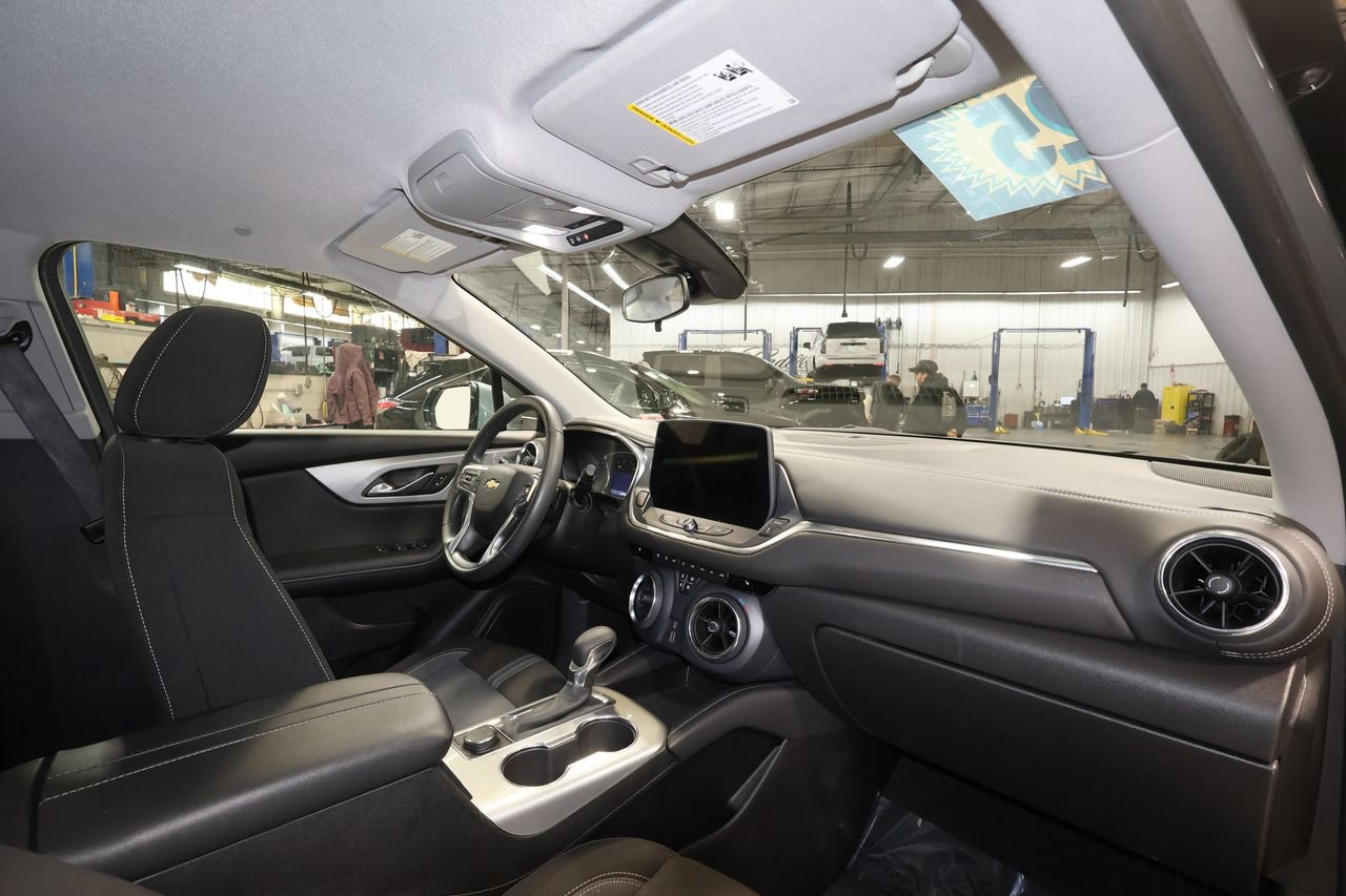 Certified 2025 Chevrolet Blazer LT image 27