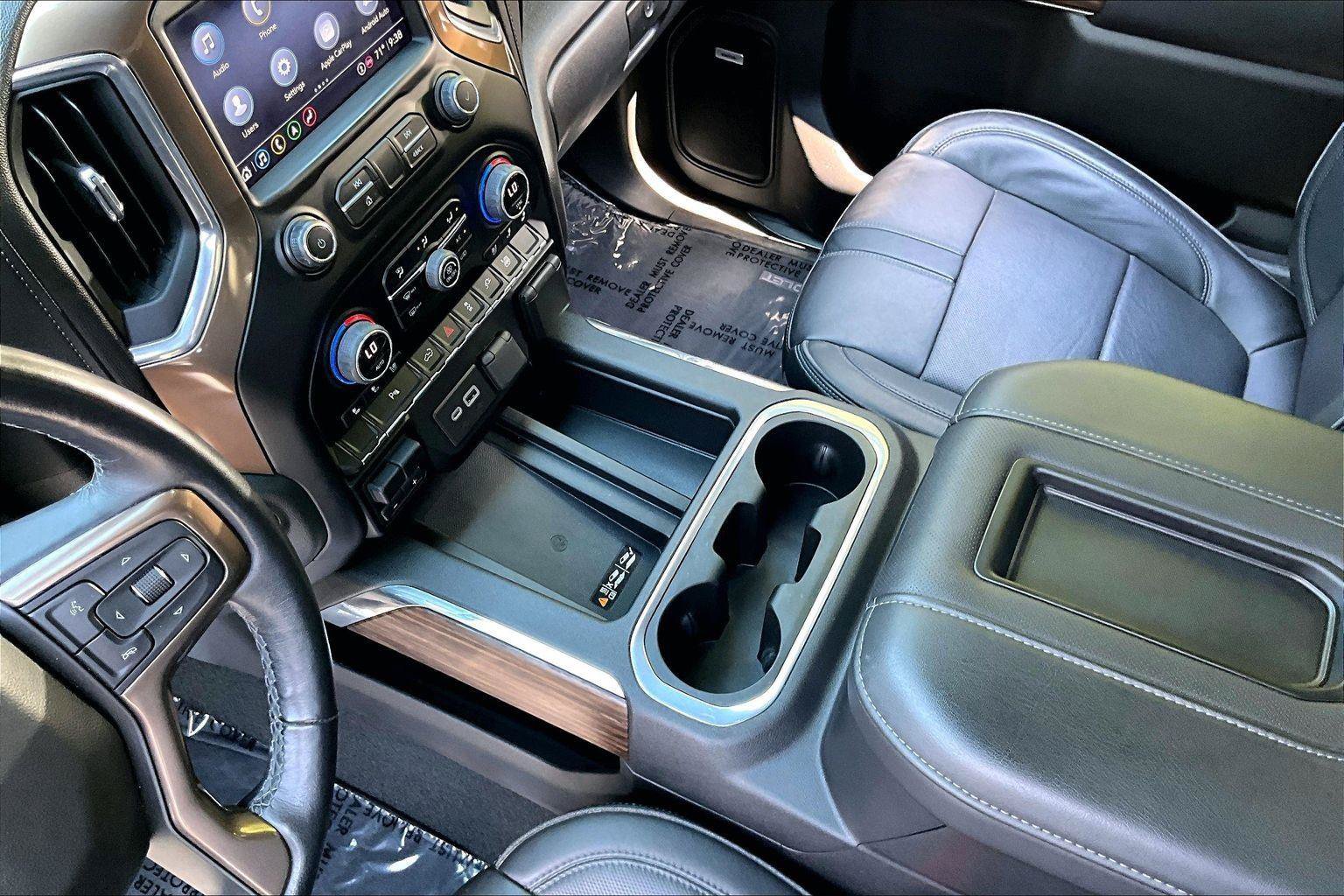 Used 2022 Chevrolet Silverado 1500 High Country AWD/4WD image 15