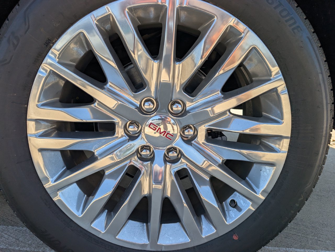 New 2027 GMC Yukon Elevation w/ Elevation Premium Package RWD image 7