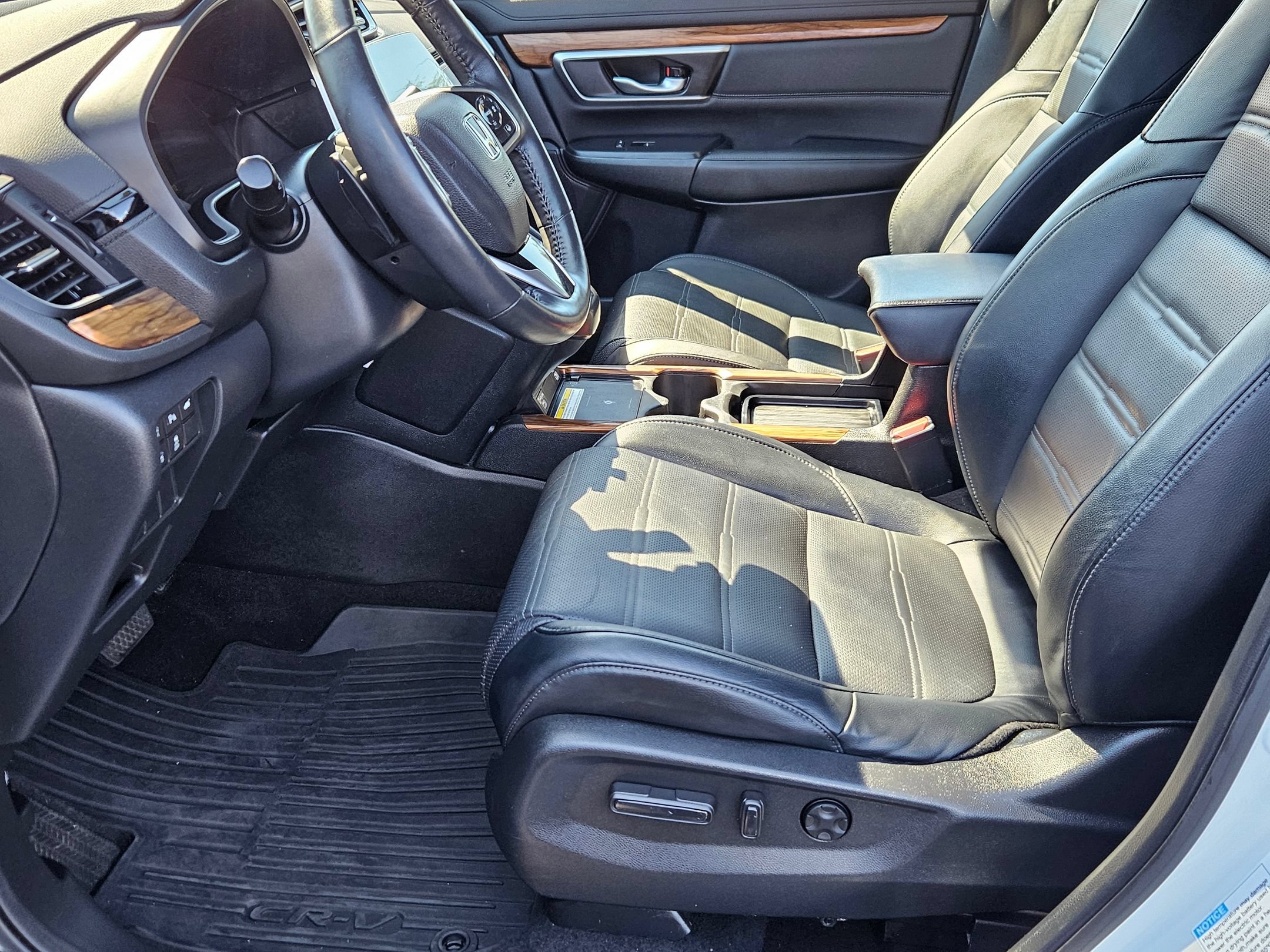Used 2022 Honda CR-V Touring image 13
