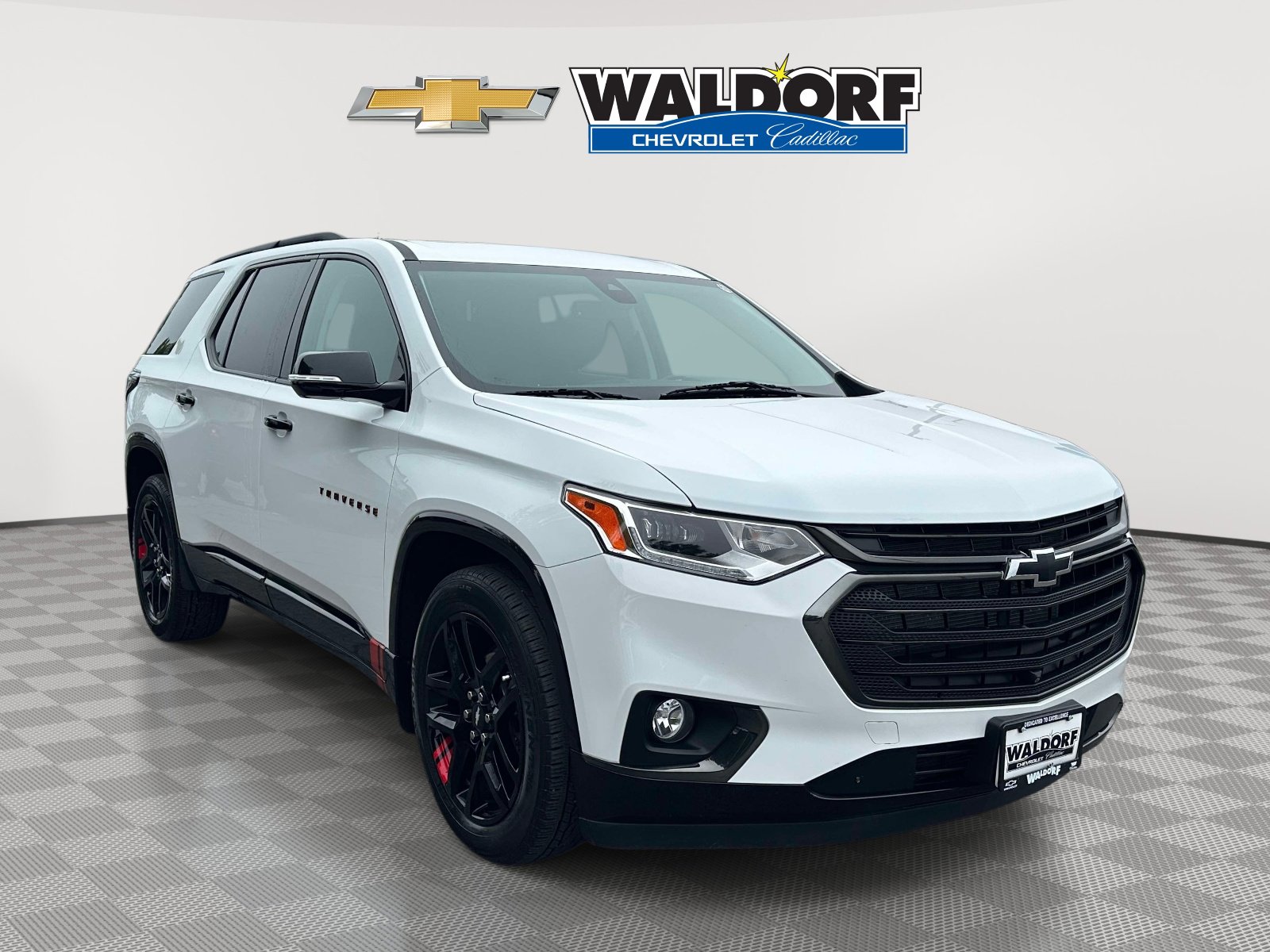 Used 2020 Chevrolet Traverse Premier w/ Redline Edition AWD/4WD image 1