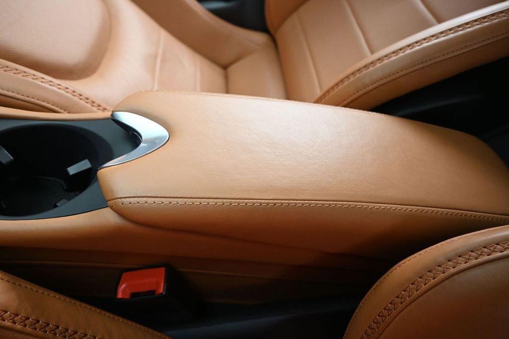 Used 2022 McLaren GT RWD image 33