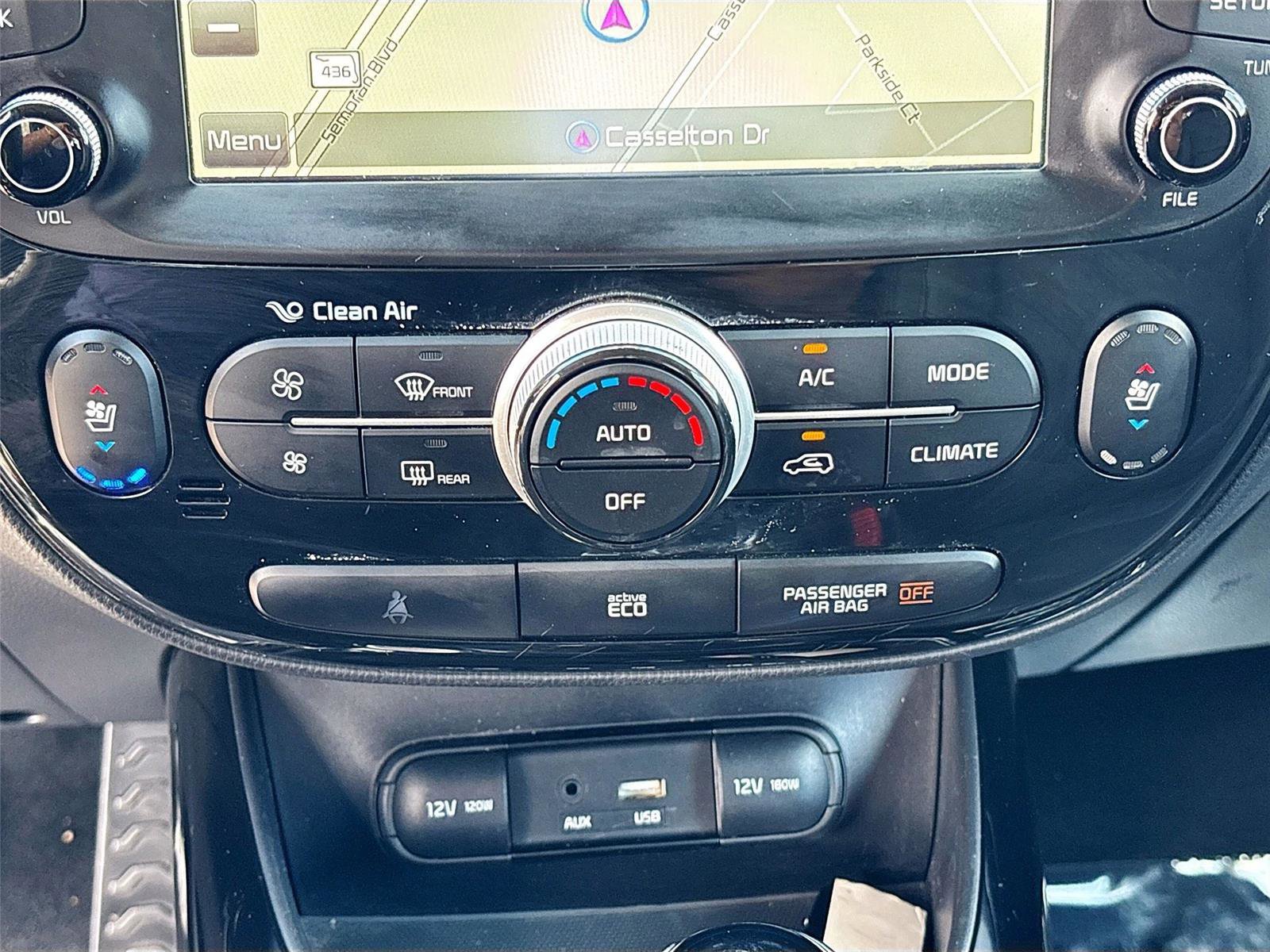 Used 2016 Kia Soul ! w/ Premium Package FWD image 16