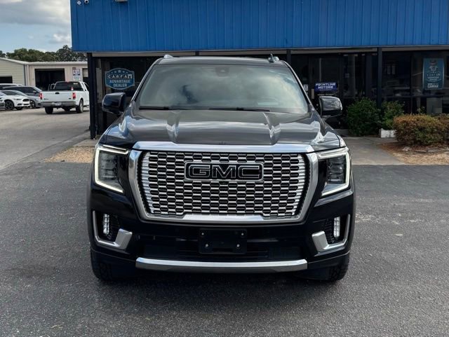 Used 2022 GMC Yukon XL Denali AWD/4WD image 3