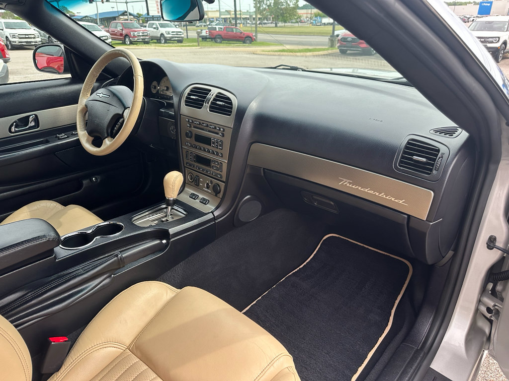 Used 2004 Ford Thunderbird RWD image 17