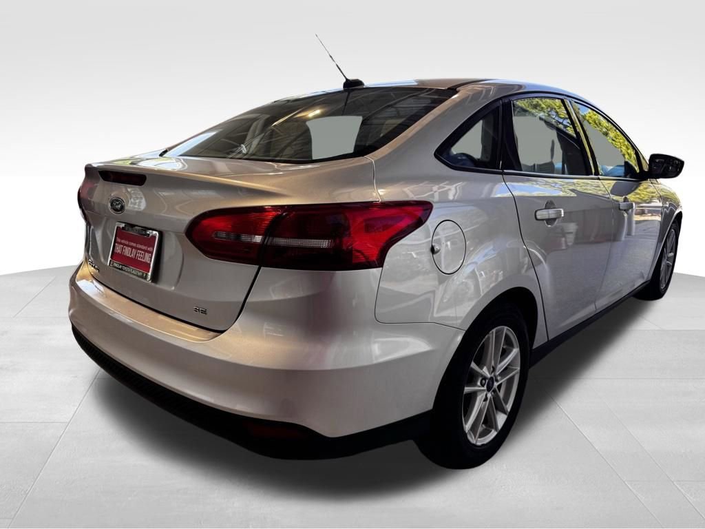 Used 2018 Ford Focus SE FWD image 6
