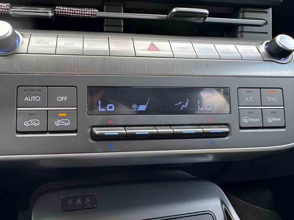 Certified 2025 Hyundai Kona SEL AWD/4WD image 29