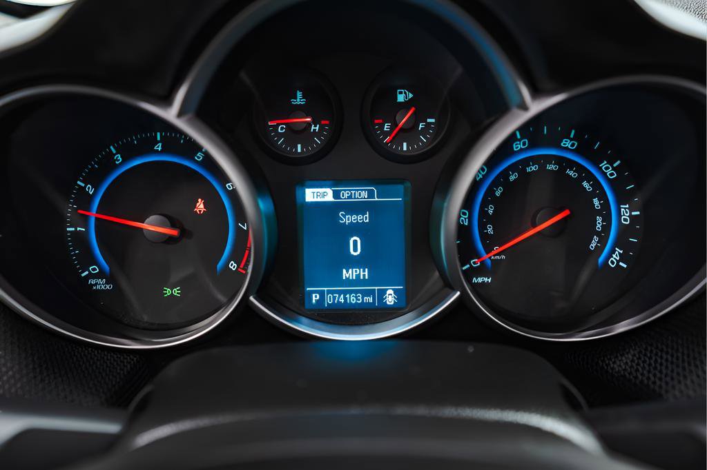 Used 2016 Chevrolet Cruze LT image 14