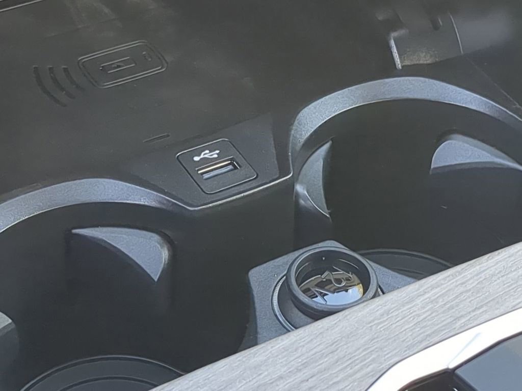 New 2026 BMW 330i Sedan w/ Convenience Package image 21