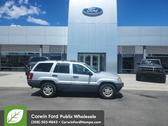 Used 2004 Jeep Grand Cherokee Laredo w/ Convenience Group AWD/4WD image 4