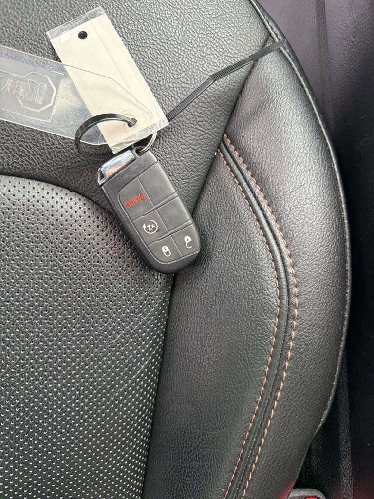 Certified 2022 Jeep Compass Limited image 34