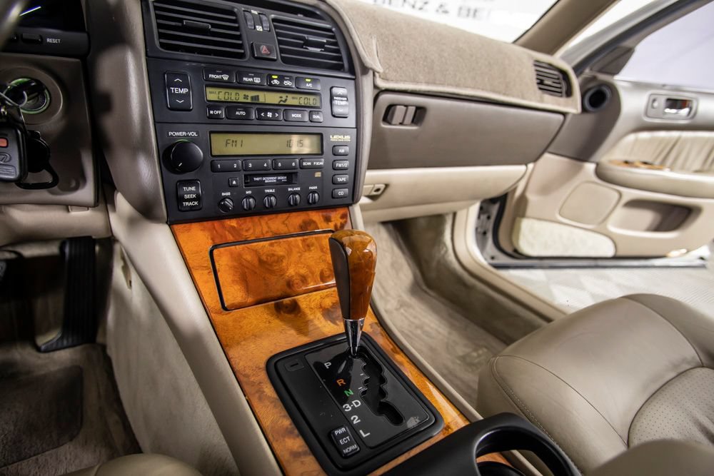 Used 1997 Lexus LS 400 w/ Coach Edition RWD image 28