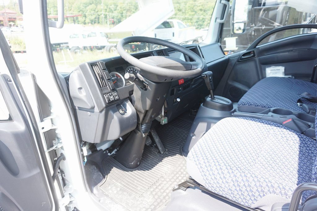 New 2024 Chevrolet Low Cab Forward 4500 XD RWD image 3